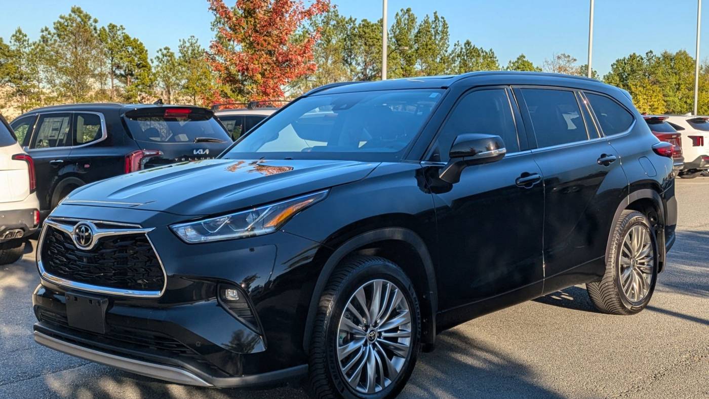 2021 toyota highlander platinum