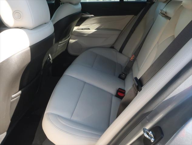 2022 cadillac ct4 premium luxury