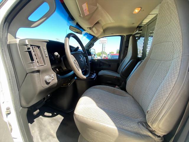 2017 gmc savana 2500 work van