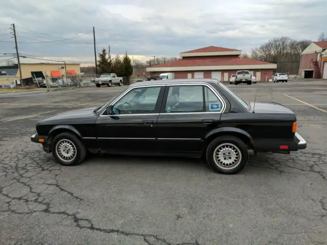 1985 bmw 318i 4 door manual transmission 1 owner! black on black