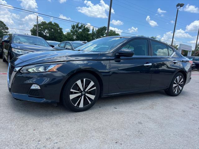 2022 nissan altima 2.5 sv