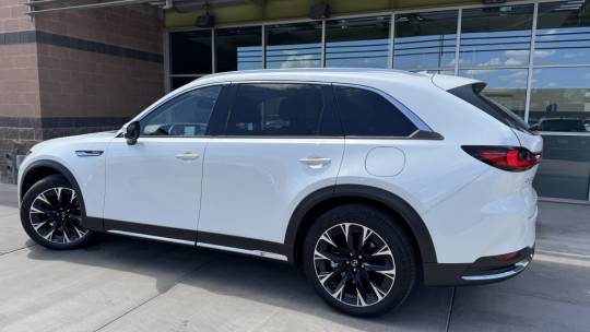 2024 Mazda CX-90