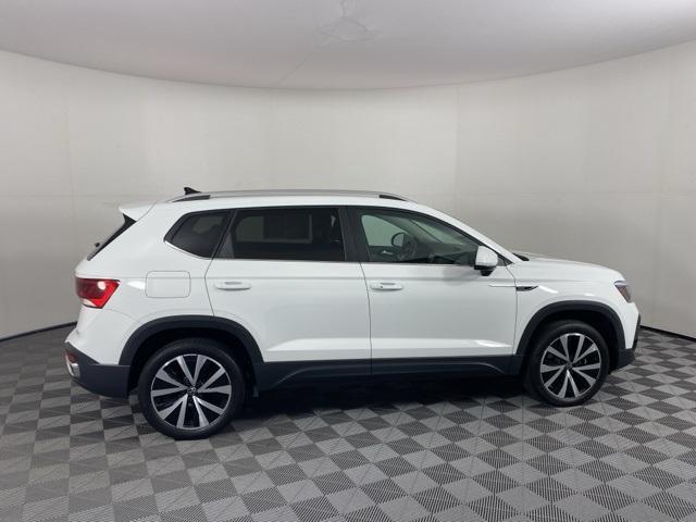 2022 volkswagen taos 1.5t se