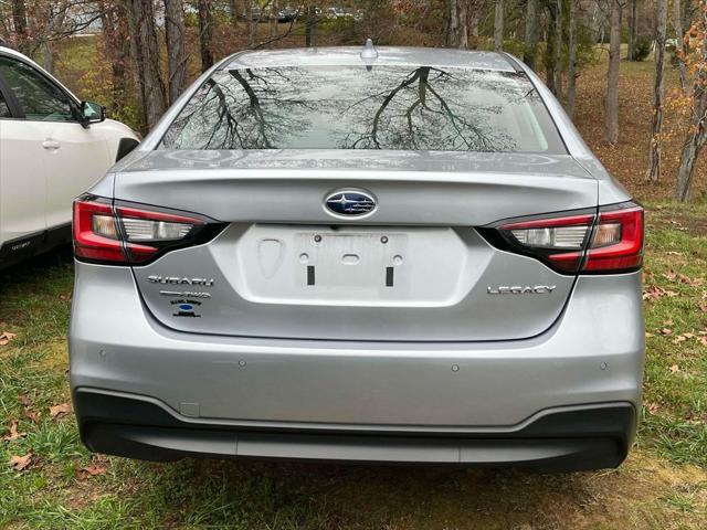 2022 subaru legacy limited