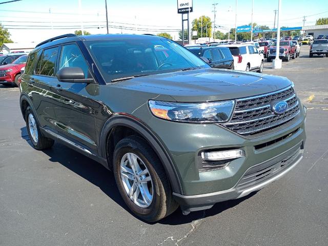 2022 ford explorer xlt