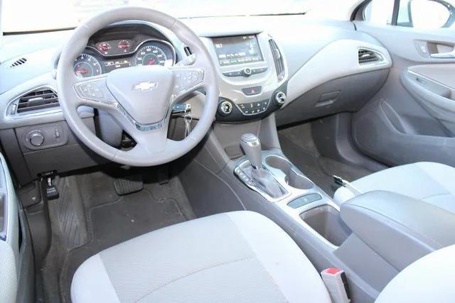 2017 chevrolet cruze lt