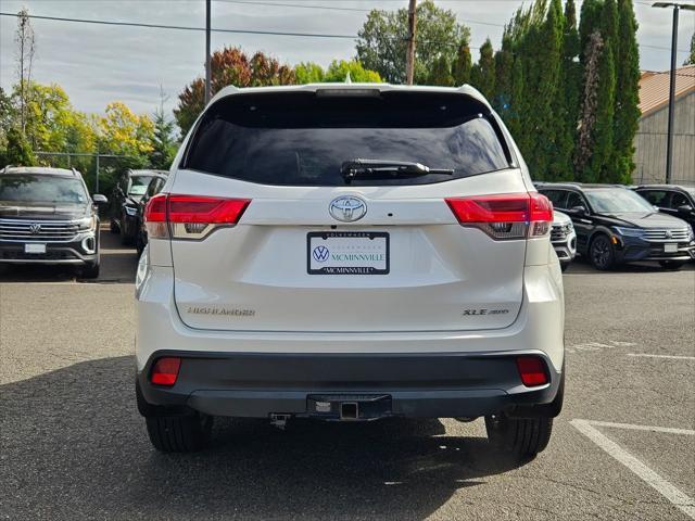 2019 toyota highlander xle