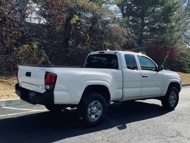 2023 toyota tacoma sr