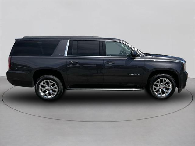2017 gmc yukon xl slt