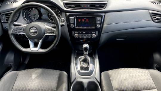 2020 Nissan Rogue