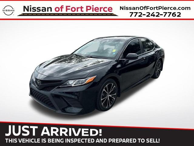 2018 toyota camry l