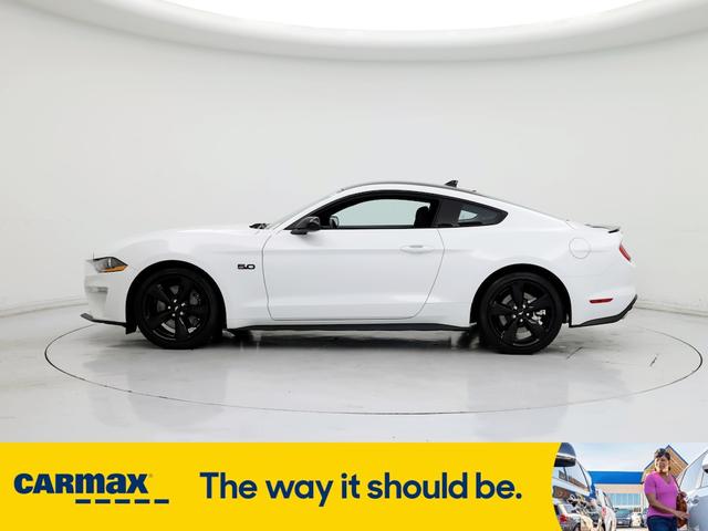 2022 ford mustang gt