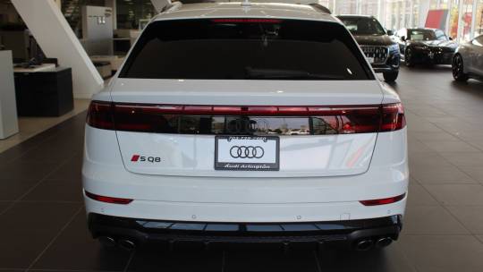 2024 Audi SQ8