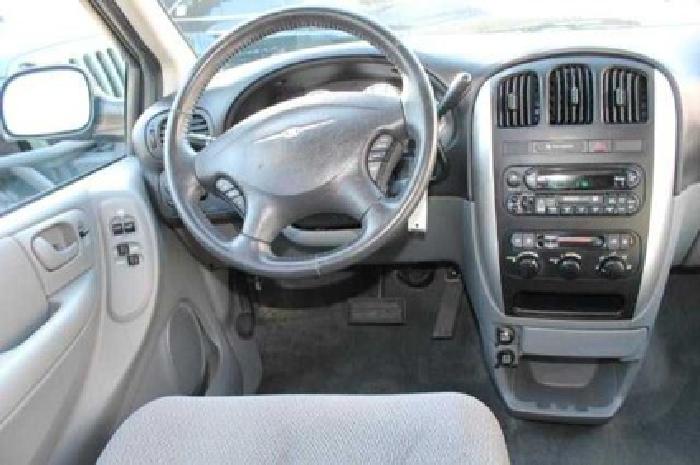 2007 chrysler town & country lwb touring in los angeles, ca