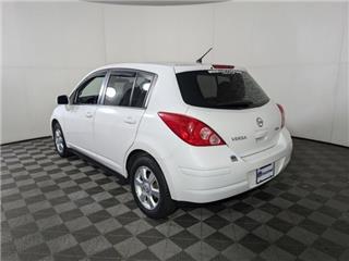 2012 Nissan Versa 1.8 s
