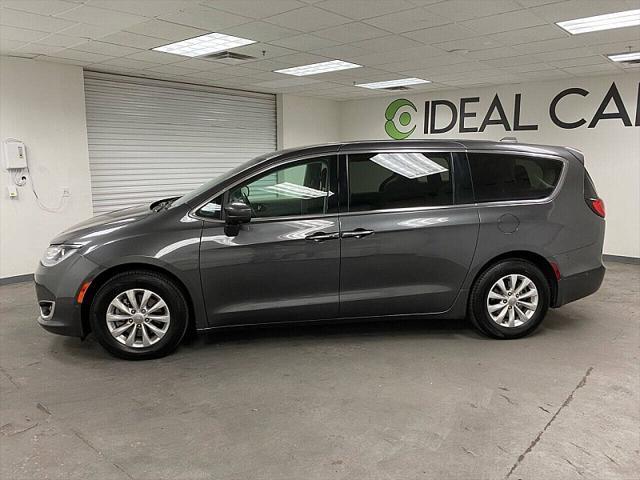 2019 chrysler pacifica touring plus