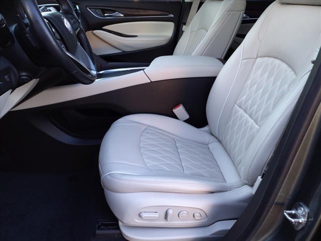 2022 buick enclave avenir