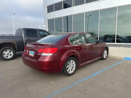 2011 subaru legacy