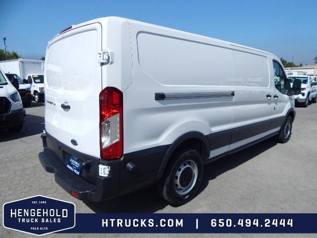 2018 ford transit-150 base