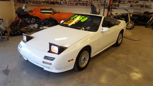 a near new 1 owner car that is a true must have