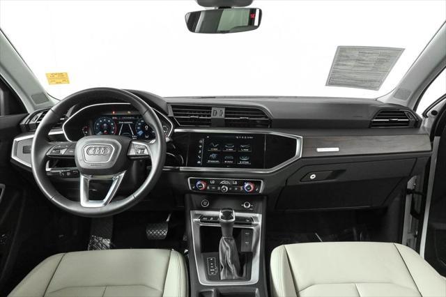 2022 audi q3 40 premium plus