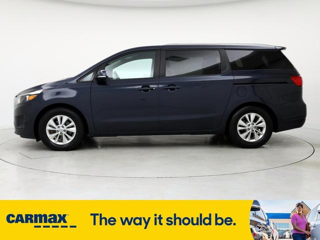 2017 kia sedona lx