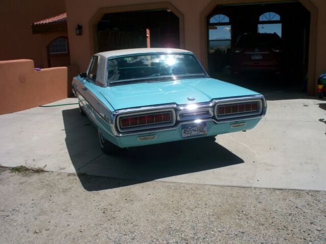 1965 ford thunderbird landau edition