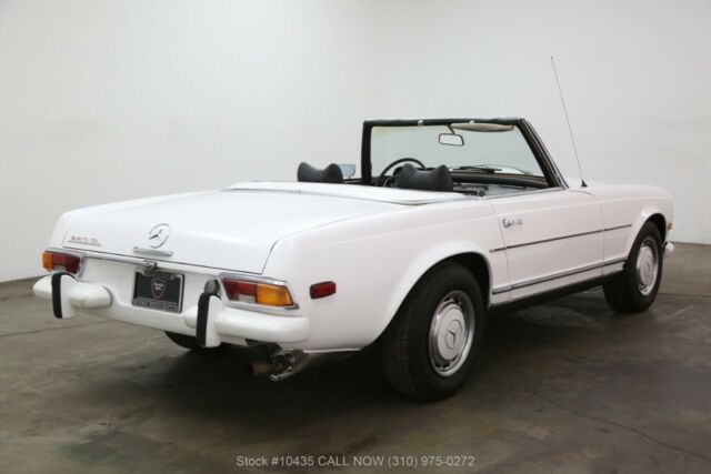 1971 pagoda with 2 tops used
