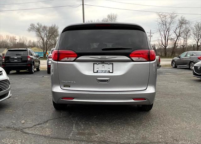 2017 chrysler pacifica touring