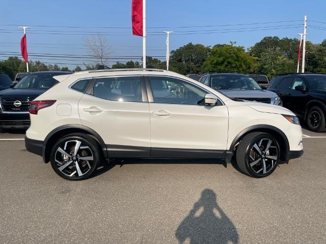 2022 nissan rogue sport sl