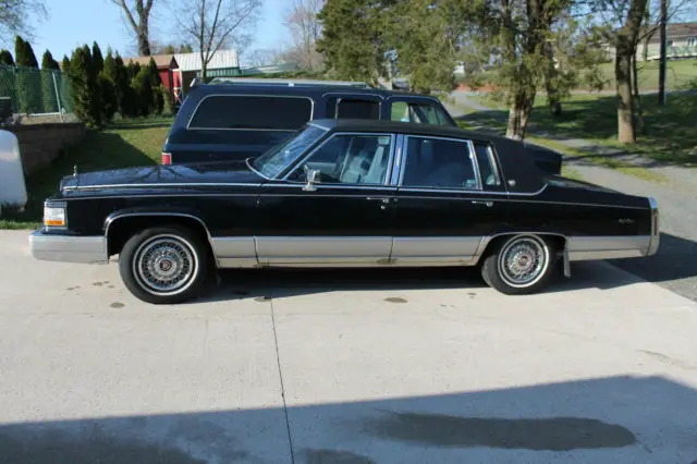 1990 cadillac brougham d'elegance sedan 4-door 5.0l