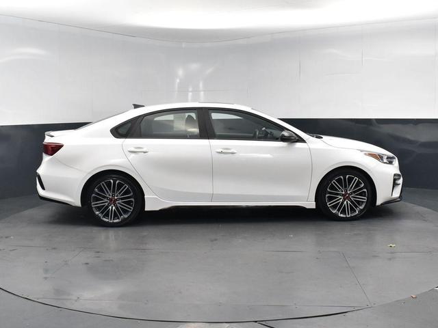 2021 kia forte gt
