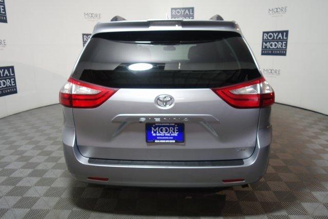 used 2018 toyota sienna xle hillsboro, or 97123 for sale in hillsboro, oregon