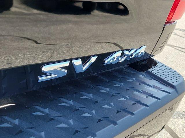 2023 nissan titan sv