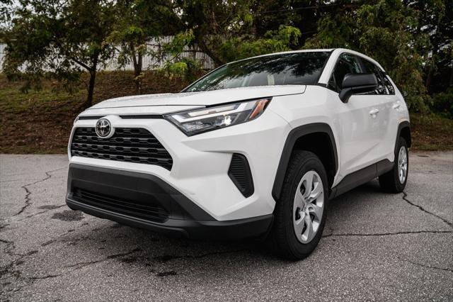 2023 toyota rav4 le