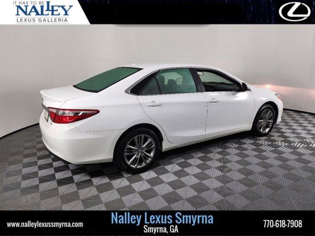 2017 toyota camry se