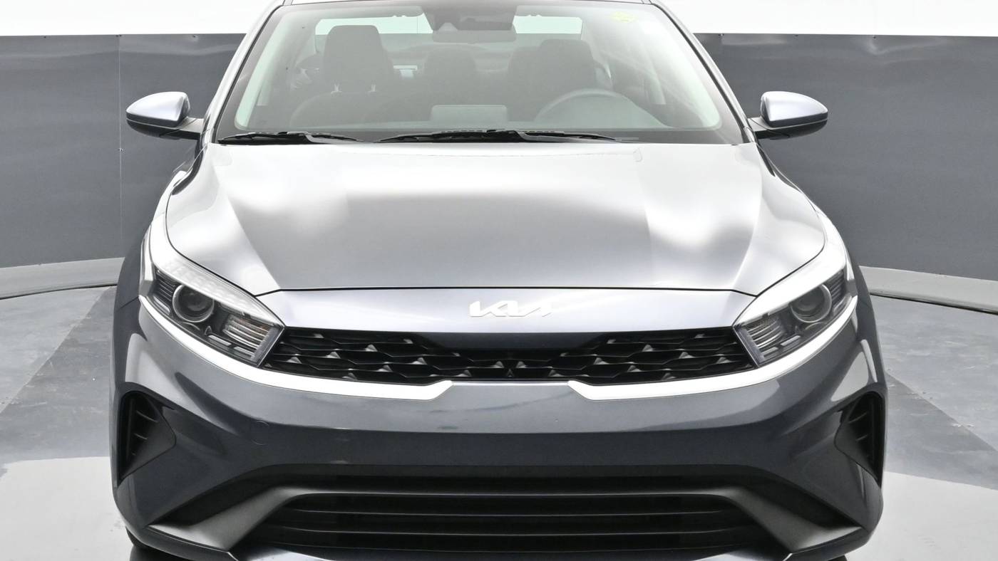 2023 kia forte lx