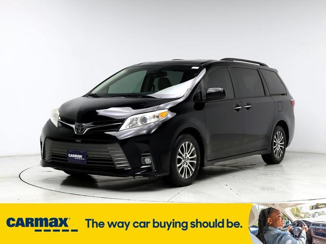2019 toyota sienna xle premium