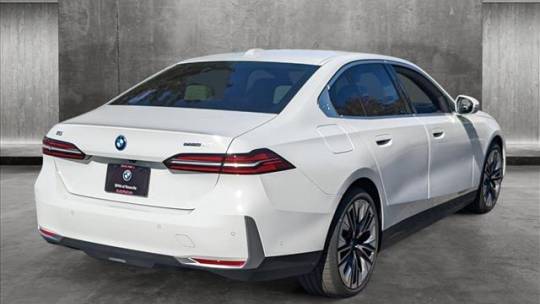 2024 BMW i5