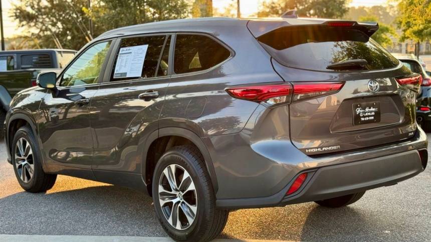 2023 toyota highlander xle