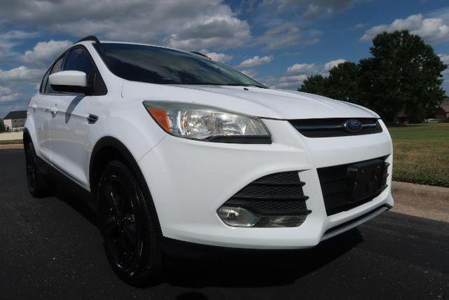 2014 ford escape se