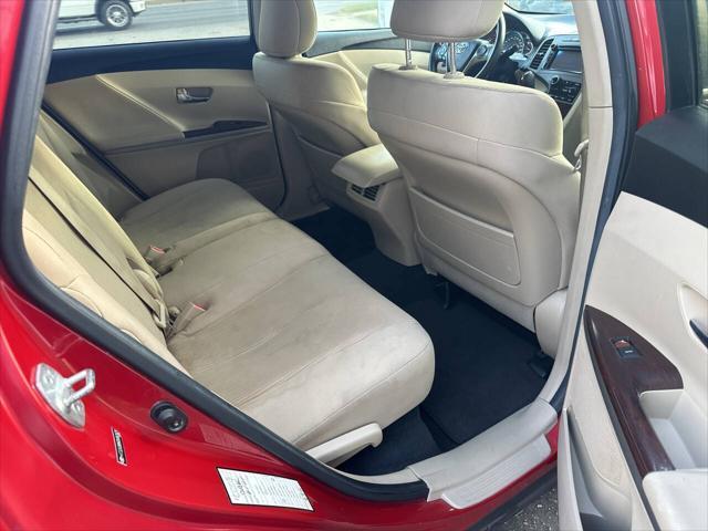 2013 toyota venza le