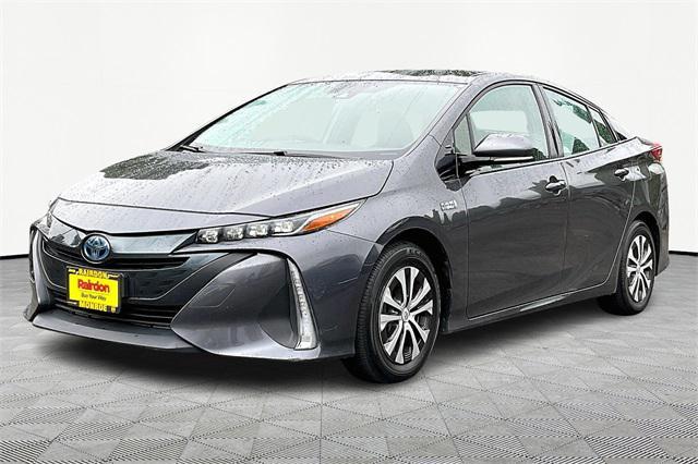 2020 toyota prius prime le
