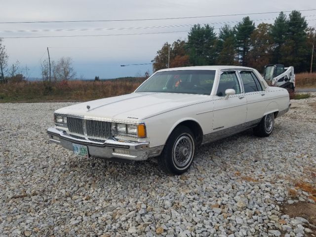 1985 pontiac parisienne brougham (canadian bonneville) excellent condition