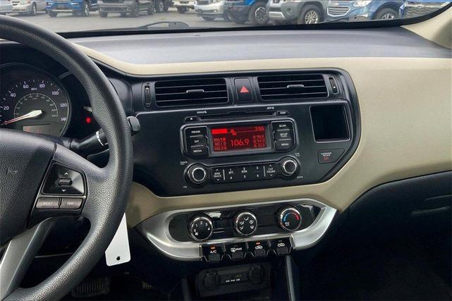2013 kia rio lx
