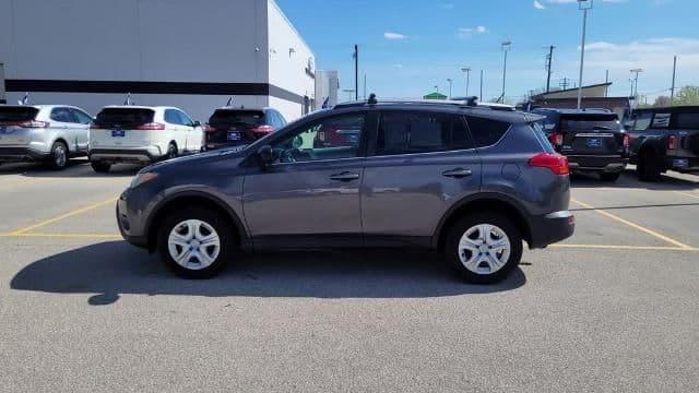 2013 toyota rav4 le in green bay, wisconsin