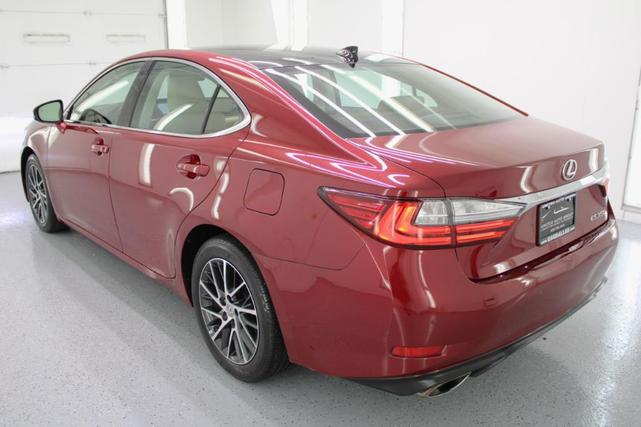 2017 lexus es 350 base