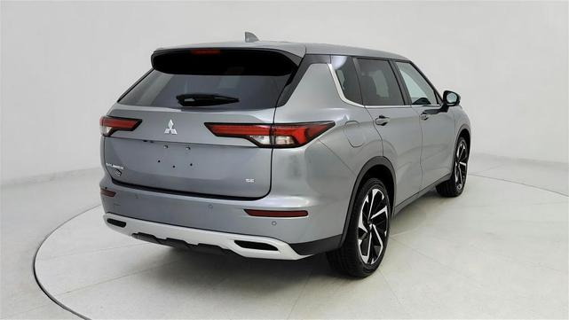 2024 mitsubishi outlander se