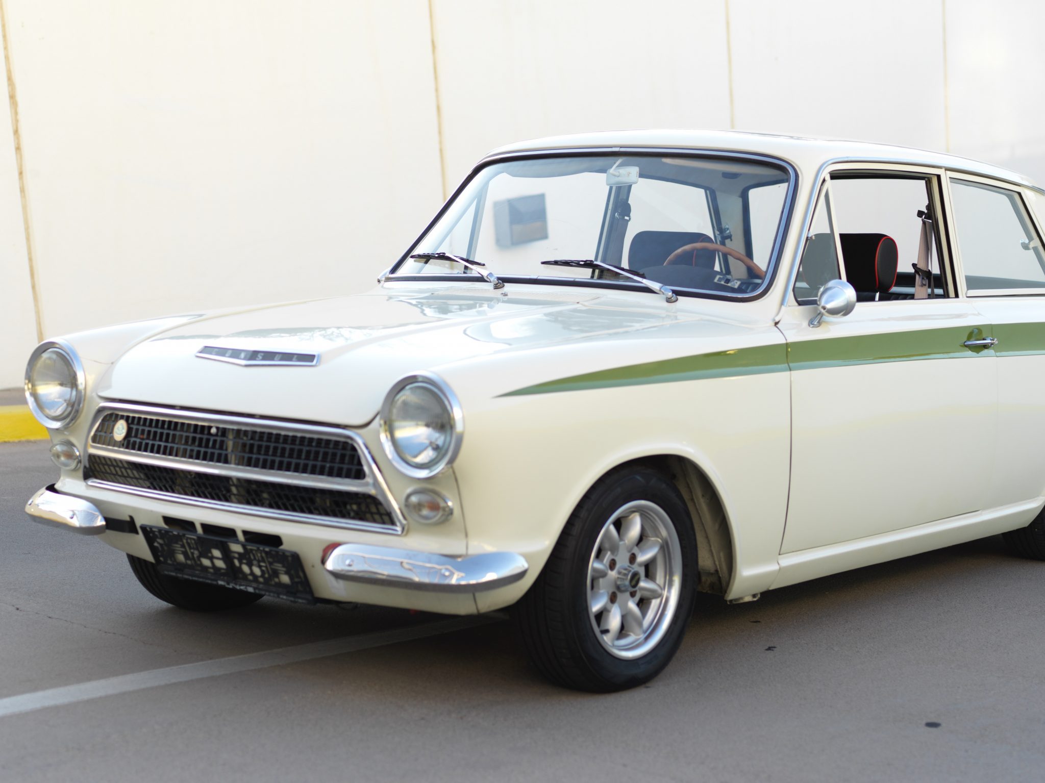 crossflow-powered 1963 ford cortina gt 5-speed