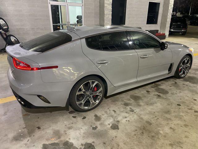 2019 kia stinger gt2